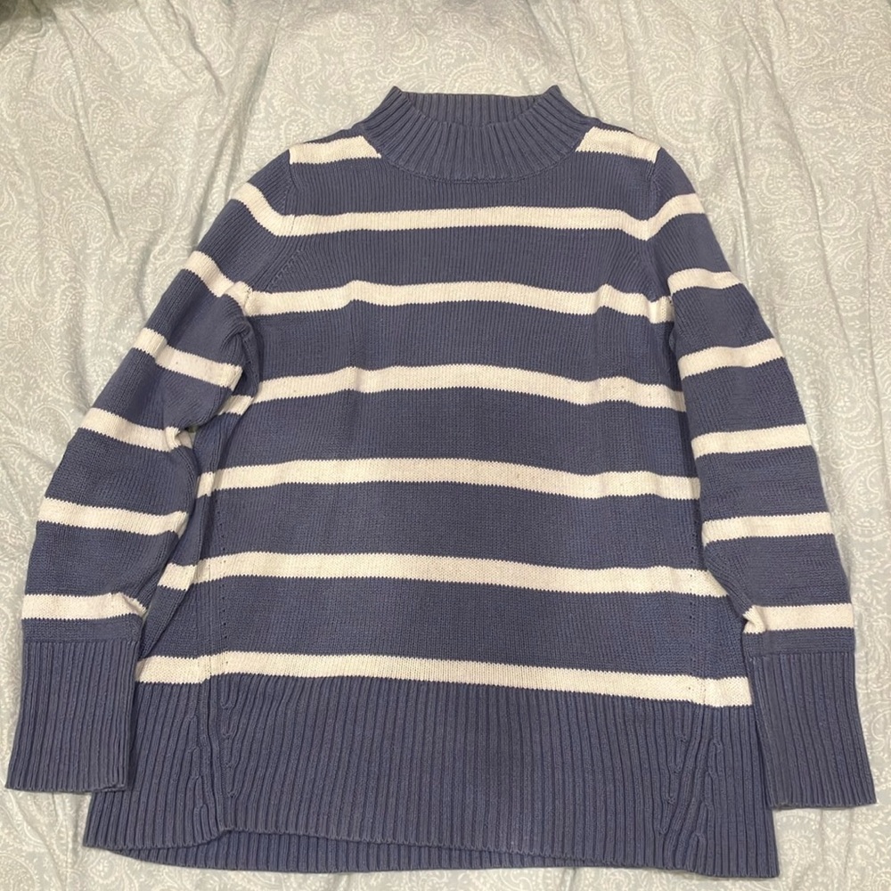 GAP 100% cotton striped sweater Medium